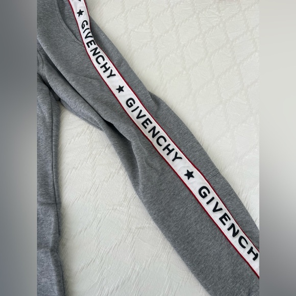 Kids Givency sport pants - Picture 2 of 3